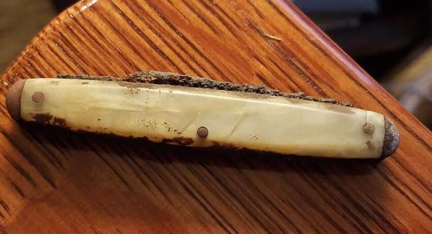 Eve Geri Dönsem mi Diye Düşündüm