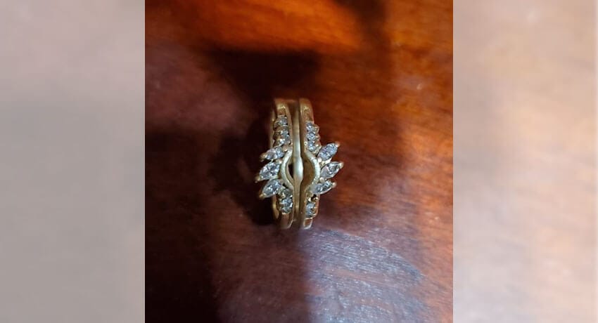 Gold Kruzer Dedektörle Okul Bahçesinde Buldum