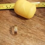 Bu gün bu güzel altın yüzüğü buldum