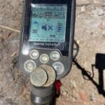 Yol Çalışması İçin Kazınan Asfaltın Altında Bir Kuruş ve Daha Fazlası